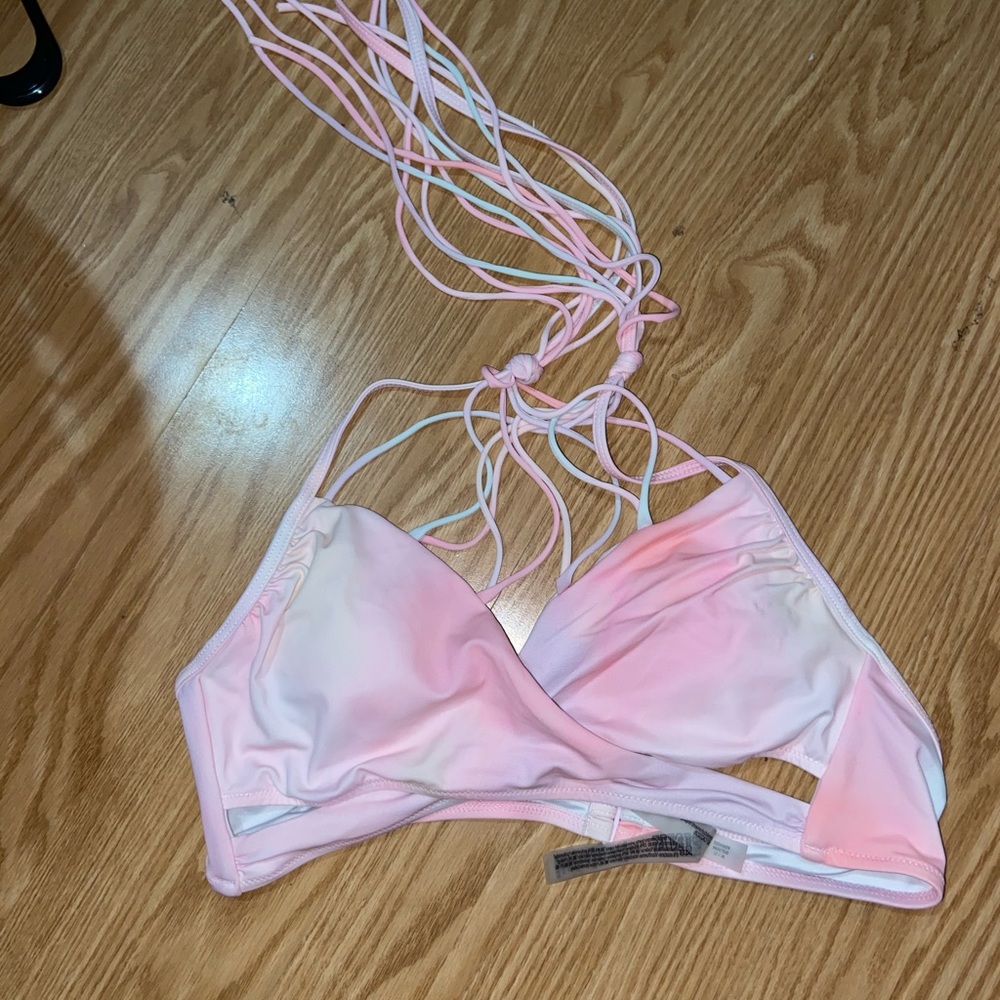 Pink bikini top.